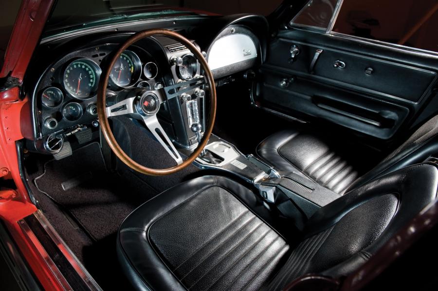  Chevrolet Corvette 327/350 Coupe 1967 года  (фото 5 из 7)